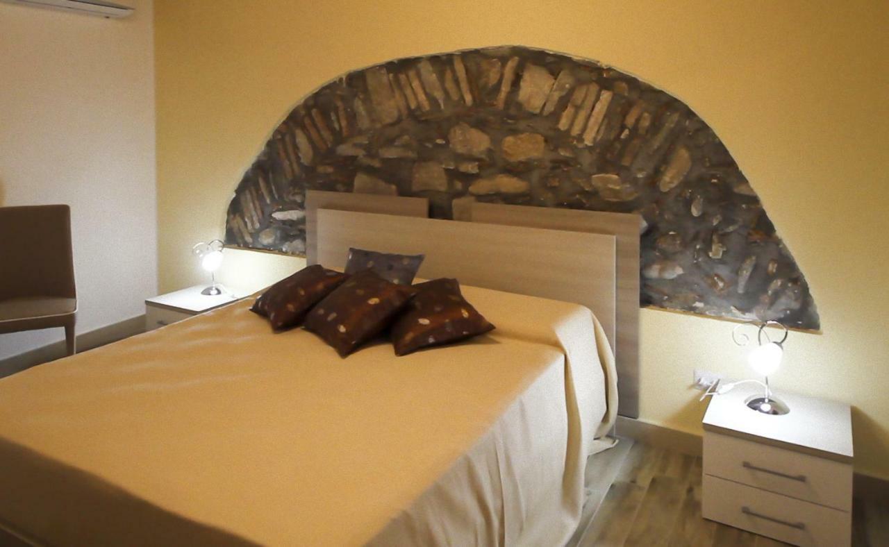 Casa Vacanze Camastra Santo Stefano di Camastra Exteriör bild